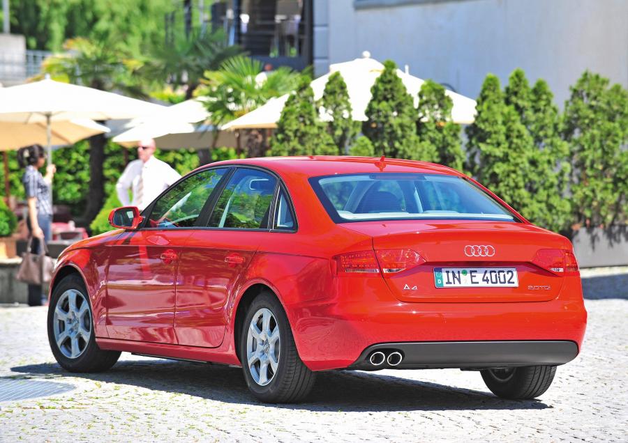  Audi A4 2.0 TDIe Sedan (B8, 8K) 2009 года  (WW) (фото 20 из 34)